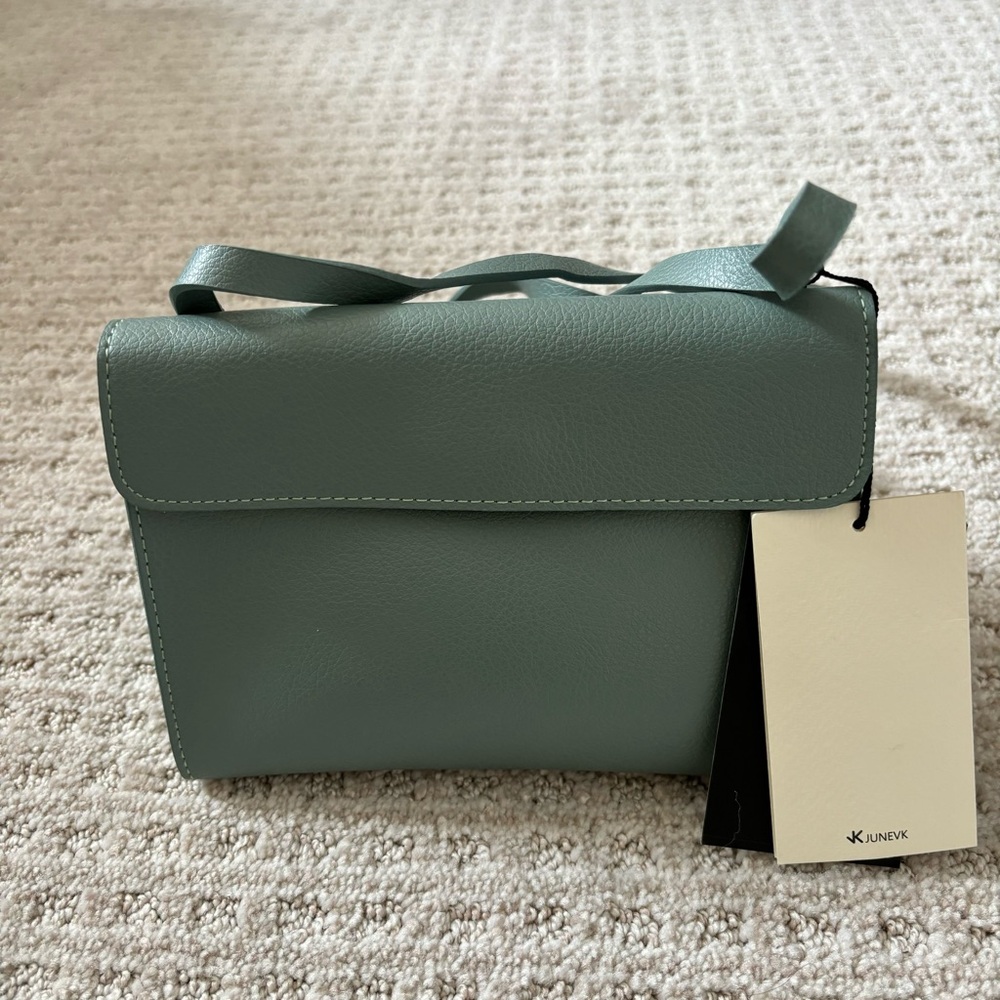 Triangle leather crossbody bag